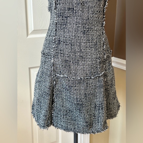 ⭐️ Banana Republic Tweed Fit and Flare Dress Size 4 - Picture 6 of 16